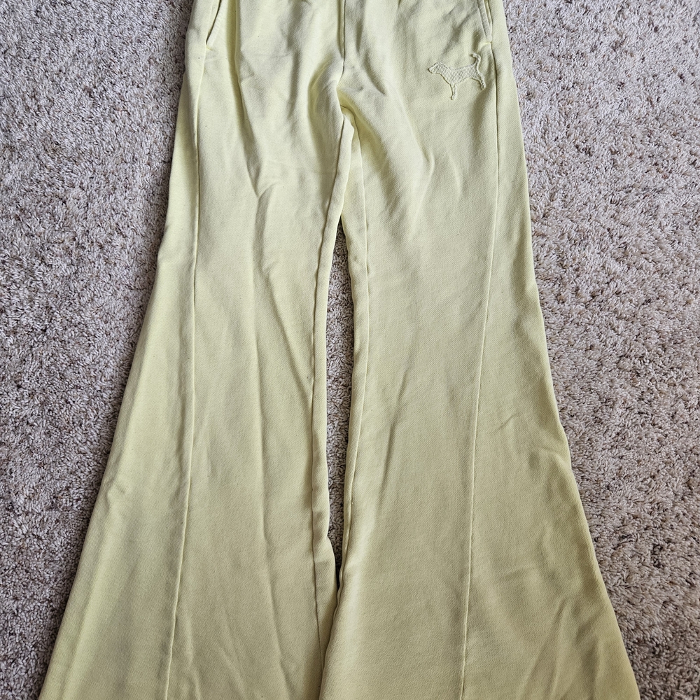 PINK Victoria's Secret Pale Yellow Drawstring Lounge Pants